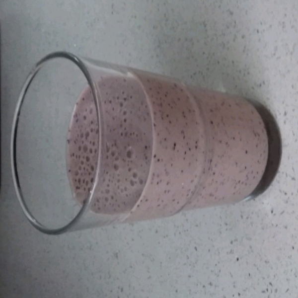 Almond Berry Smoothie