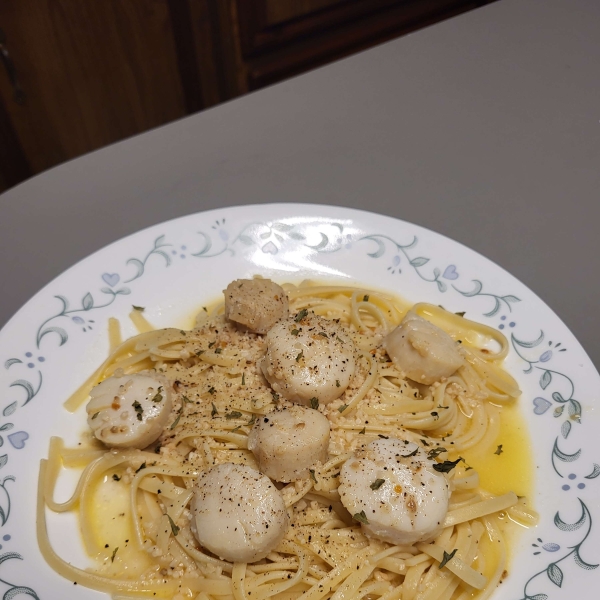 Easy Garlic-Lemon Scallops