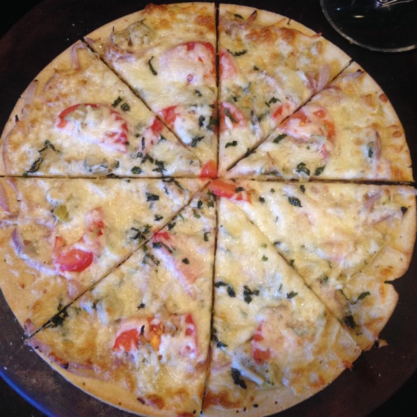 California Grilled Pizza