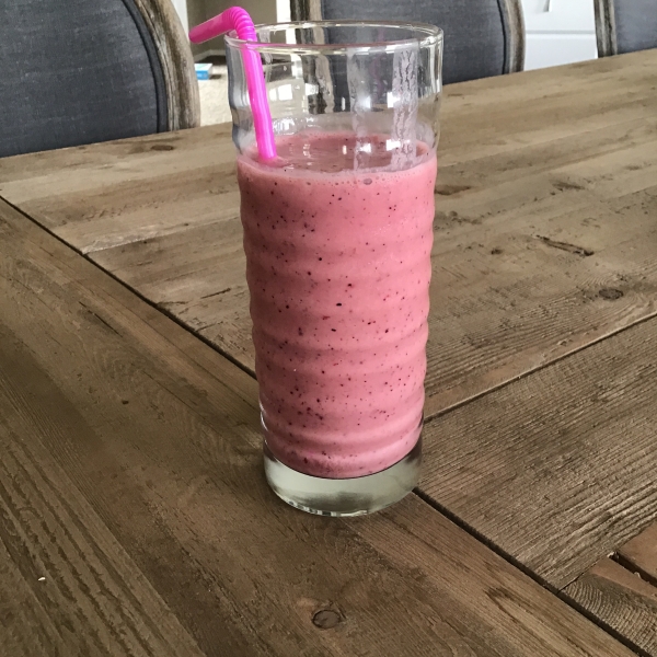 Fresh Strawberry Banana Sunrise Smoothie With Truvia® Natural Sweetener
