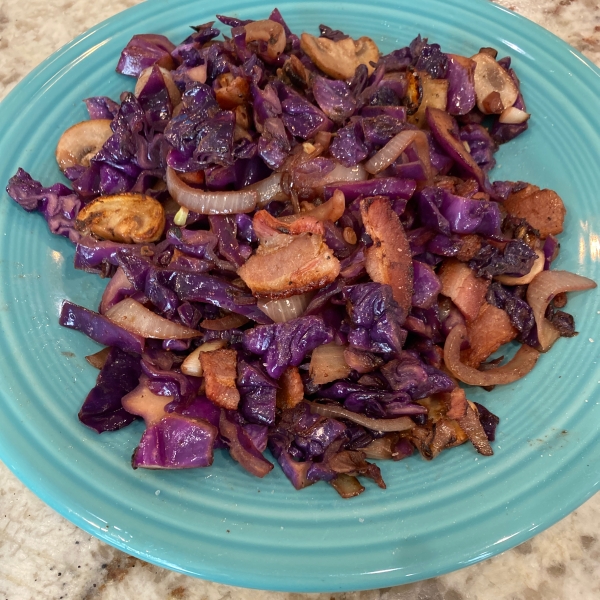 Southern Fried Cabbage with Bacon, Mushrooms, and Onions
