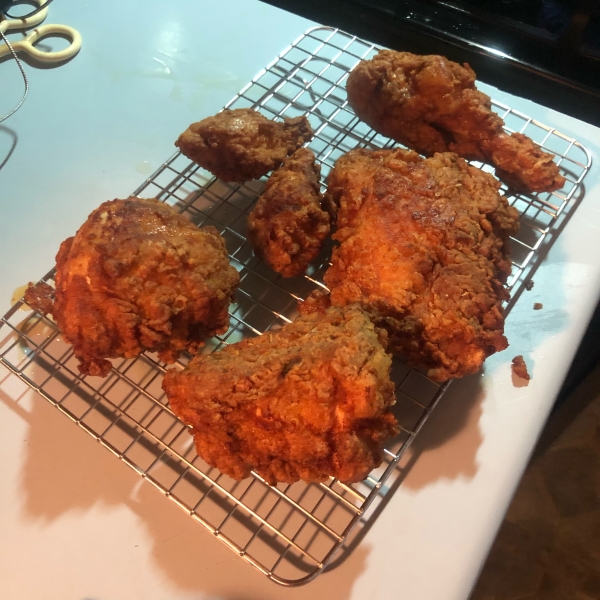 Fried Chicken with Creamy Gravy