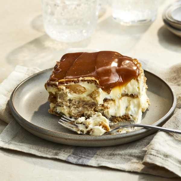 Caramel Apple Eclair Cake