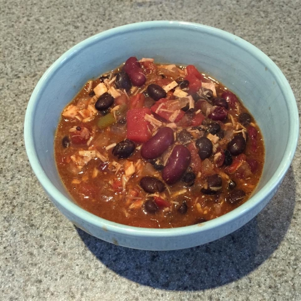 Grandma's Chicken and Black Bean Chili