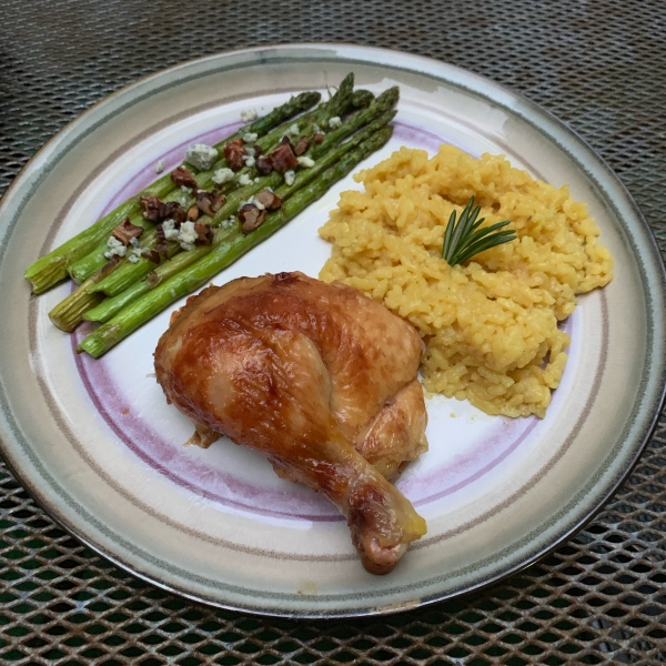 Asparagus with Gorgonzola and Roasted Walnuts