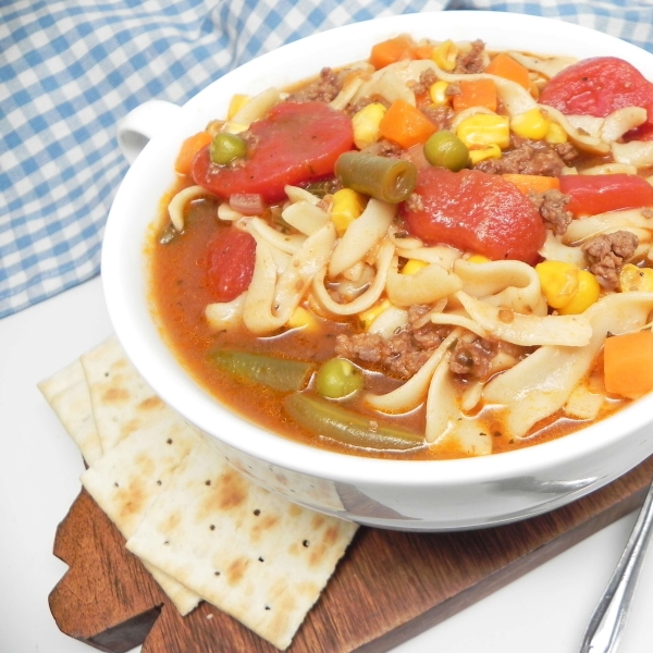 Hamburger Stew with Noodles