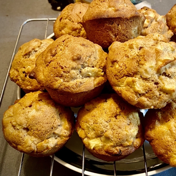 Hunnybunch's Special Apple Muffins