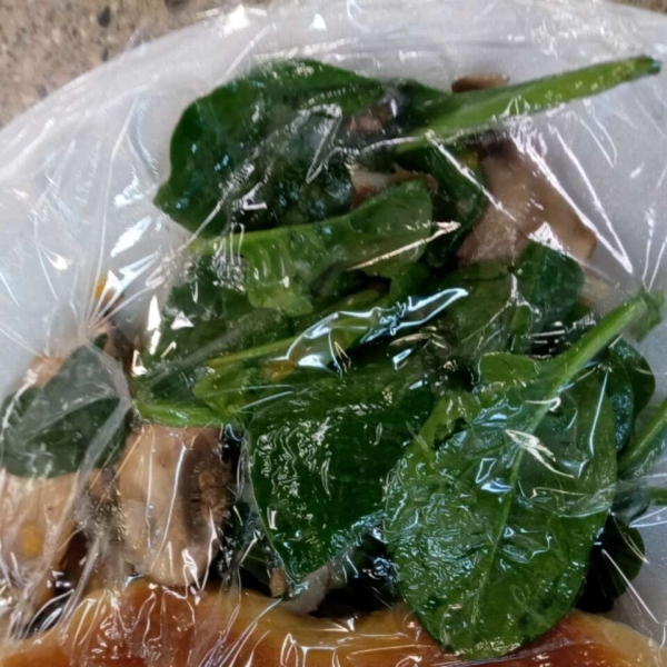 Spinach and Mandarin Orange Salad
