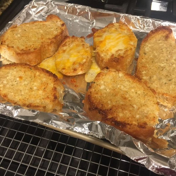 Make-Ahead Garlic Toast