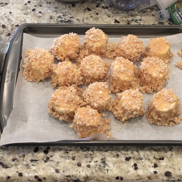 Crispy Marshmallow Balls