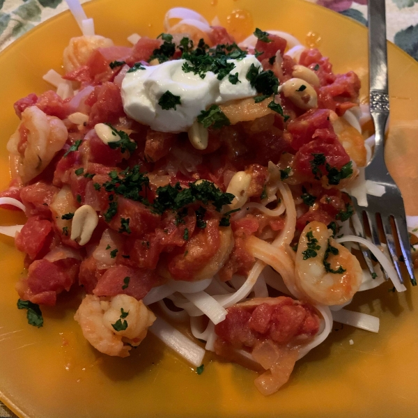 Spicy Peanut Shrimp Rice Noodles