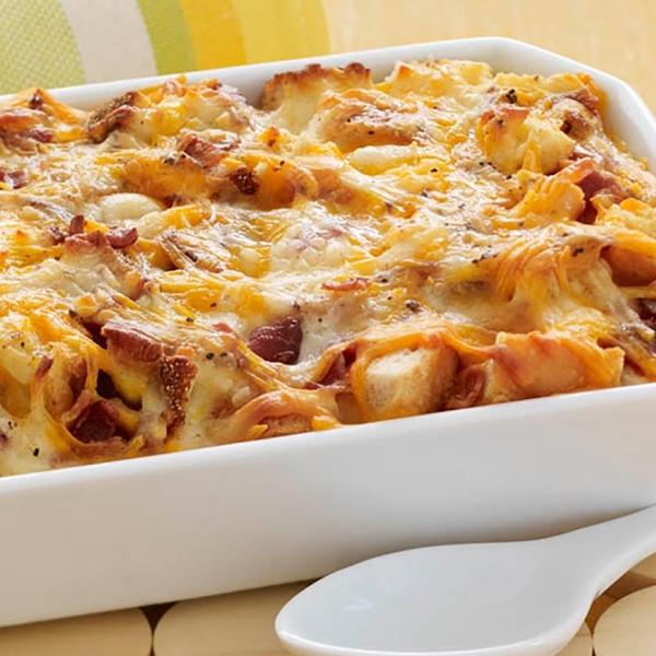 Cheesy Bacon & Eggs Brunch Casserole