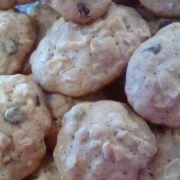 Apple Oatmeal Cookies I