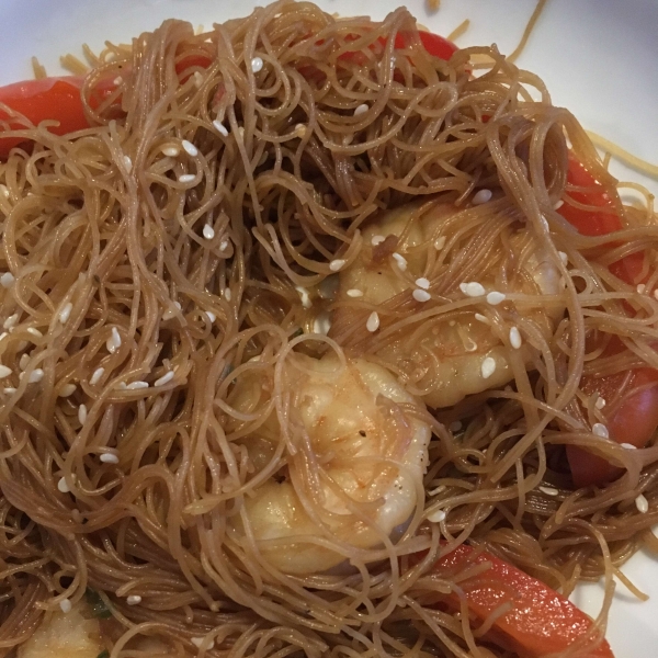 Yummy Korean Glass Noodles (Jap Chae)