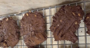 Yummy Chocolate Peanut Butter Cookies
