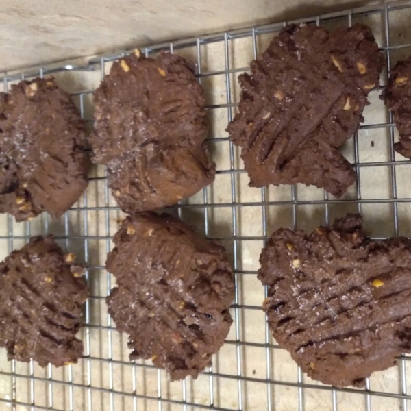 Yummy Chocolate Peanut Butter Cookies