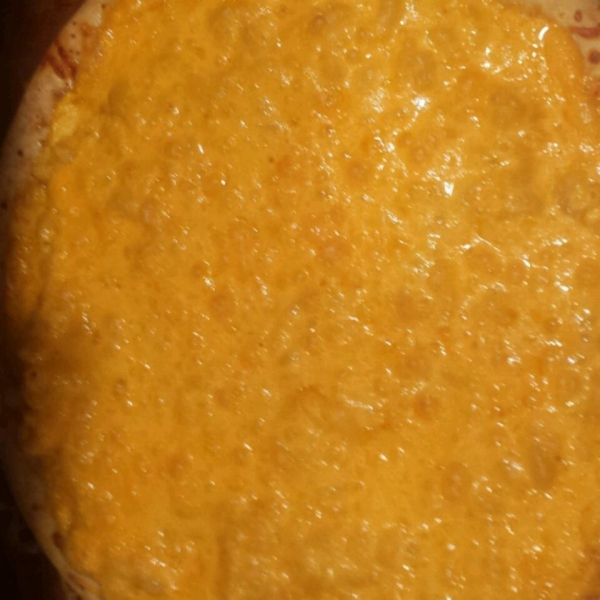Easy Mac and Cheese Pizza