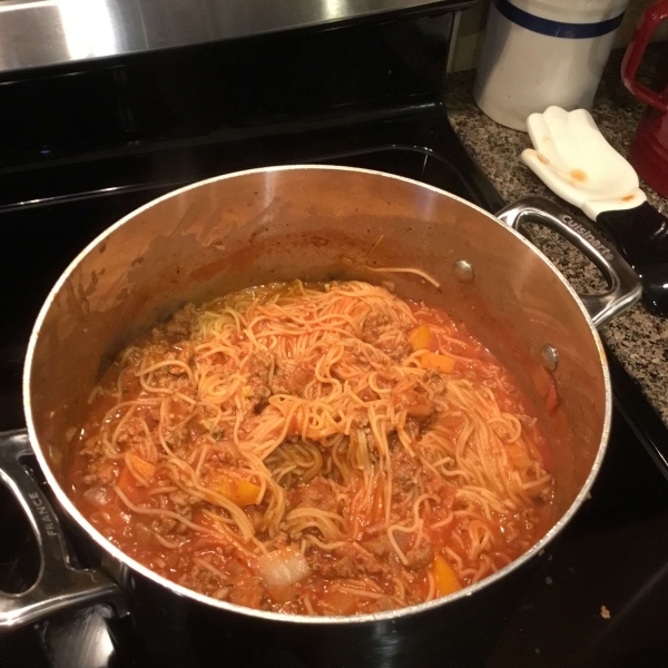 One-Pot Spaghetti with Meat Sauce
