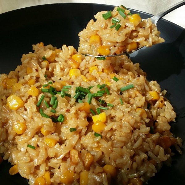 Rice with Pan-Roasted Corn and Onions