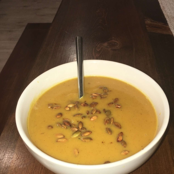 Instant Pot Butternut Squash and Pumpkin Spice Soup