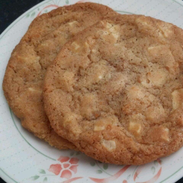 Cinnamon White Chocolate Cookies