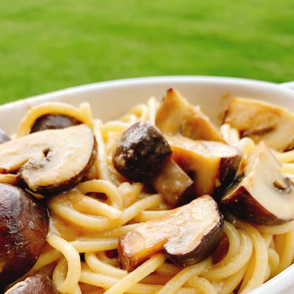 Easy Mushroom-Miso Pasta