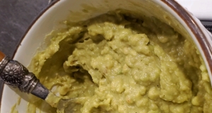Chunky Paleo Guacamole
