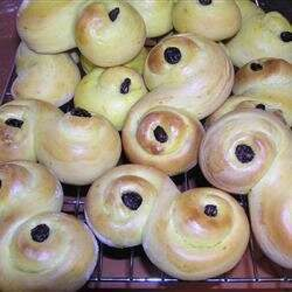 Swedish St. Lucia Buns