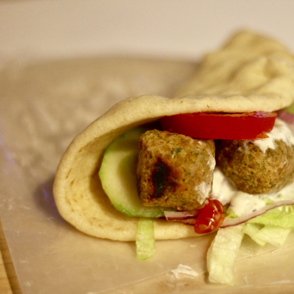 Falafel Pita Sandwich with Tahini Sauce
