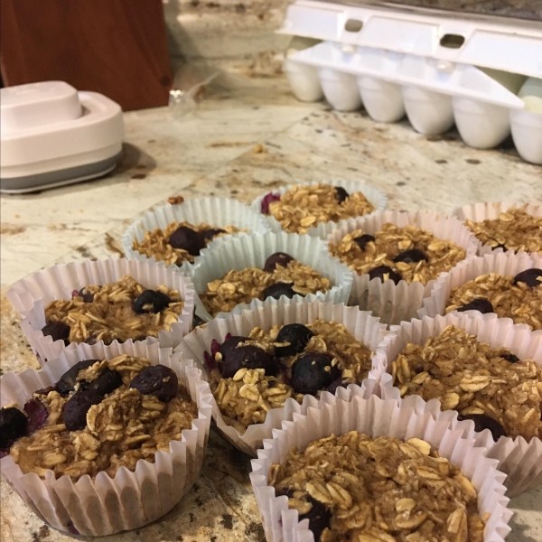 Vegan Blueberry and Banana Oatmeal Muffins