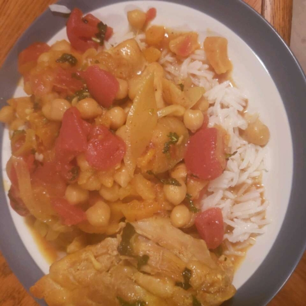 Instant Pot Chicken Tagine with Apricots and Chickpeas