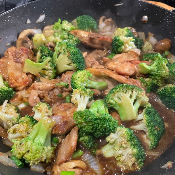 Stir-Fry Chicken and Broccoli