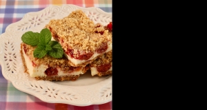 Easy Cherry Cheesecake Bars