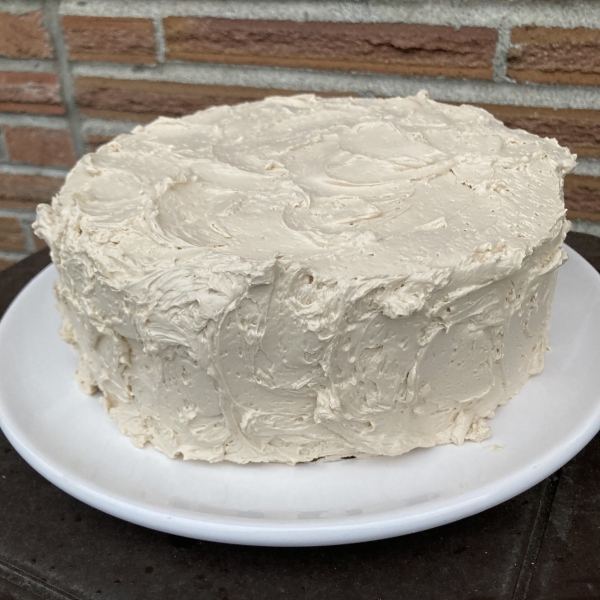 Nutmeg Feather Cake