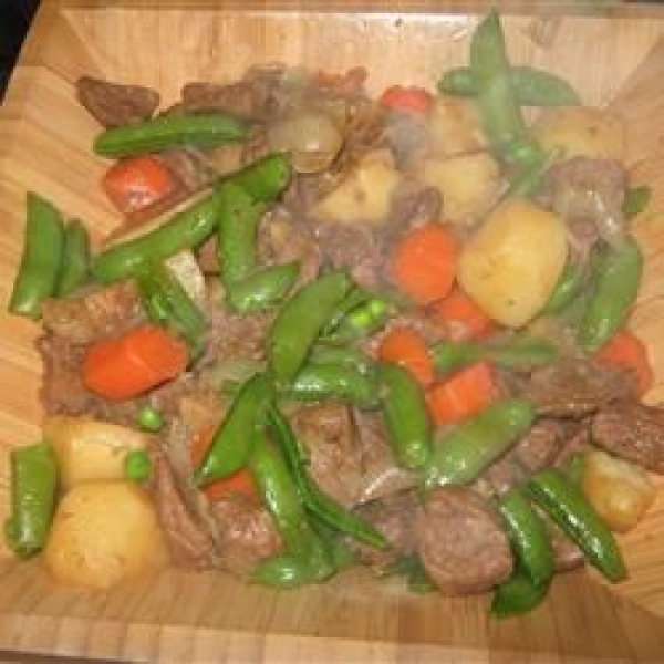 Nikujaga (Japanese-style meat and potatoes)
