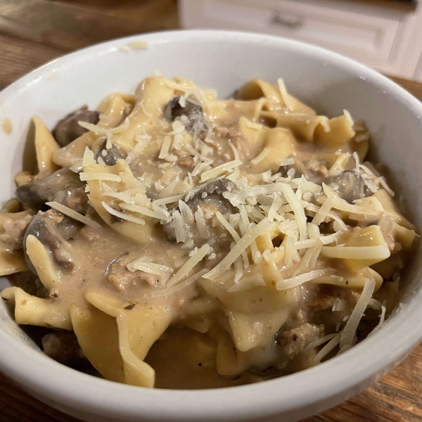 Instant Pot Ground Beef Stroganoff