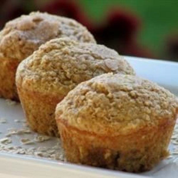 Spiced Peach Oatmeal Muffins