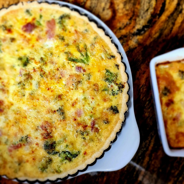 Easy Broccoli and Ham Quiche