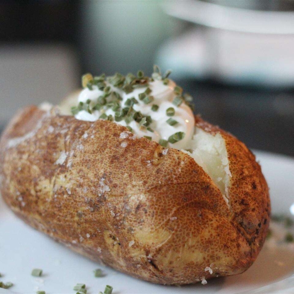 Garlic Baked Potato
