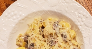 Creamy Mushroom Tortellini Alfredo