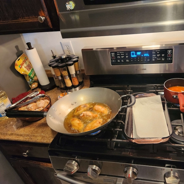 Restaurant-Style Buffalo Chicken Wings