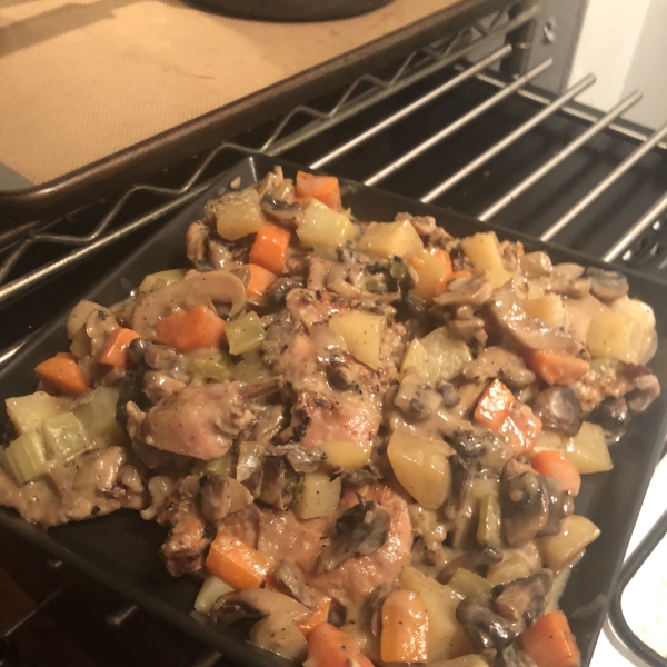 Braised Rabbit with Mushroom Sauce