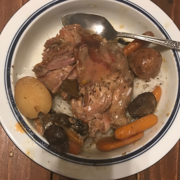 Braised Rabbit with Mushroom Sauce
