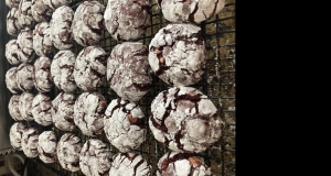 Red Velvet Crinkle Cookies
