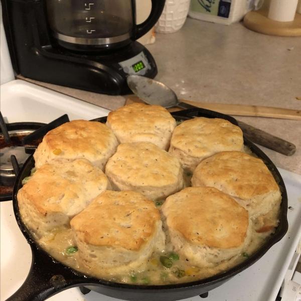Easy à la King Biscuit Casserole