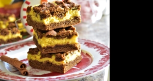 Orange-Gingerbread Cheesecake Bars