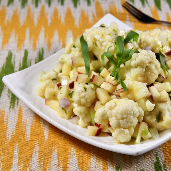 Marinated Lemon-Tarragon Cauliflower Salad