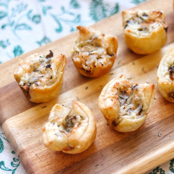 Gruyere-Mushroom Puff Pastry Bites