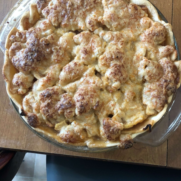Cheddar Pear Pie