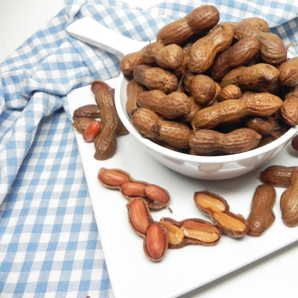 Instant Pot® Cajun Boiled Peanuts
